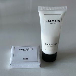 Balmain Paris. 2-piece toiletry set.
